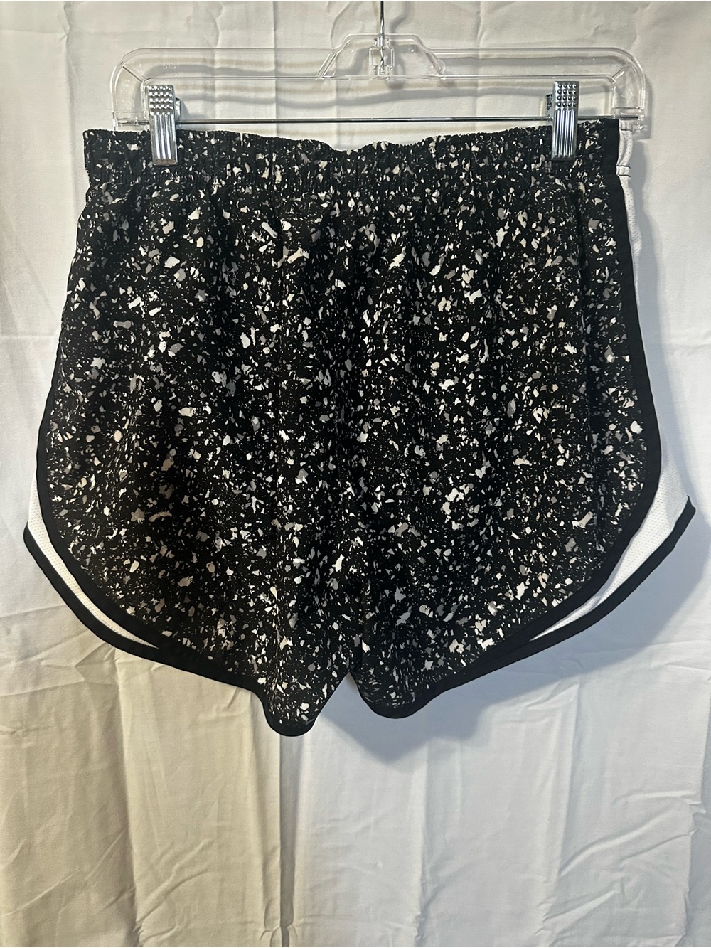 Nike Black & White Speckle Athletic Shorts - Picture 2 of 9
